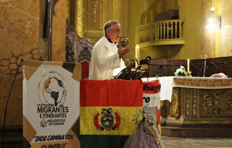 Córdoba: latinoamericanos rezaron por León XIV, el papa migrante Córdoba: latinoamericanos rezaron por León XIV, el papa migrante