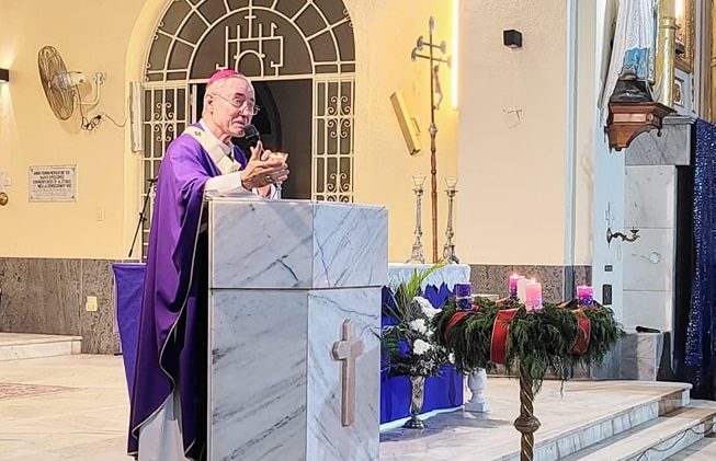 Corrientes: la misa dominical se transformó en una 'despedida' de Mons. Stanovnik Corrientes: la misa dominical se transformó en una 'despedida' de Mons. Stanovnik