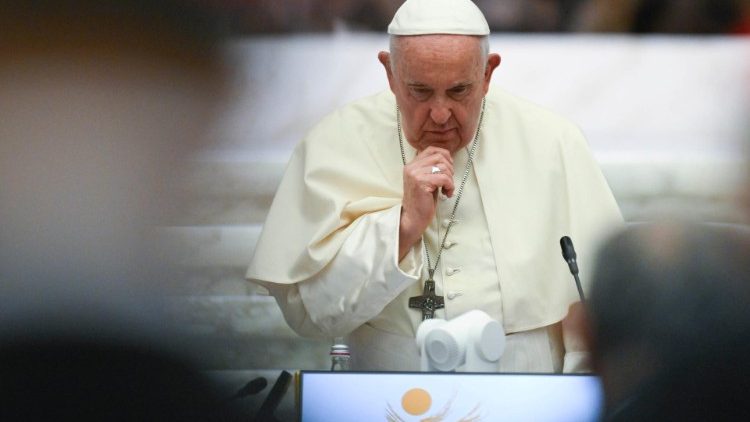 Cuál es el foco de las dos reflexiones que el Papa entregó a los sinodales Cuál es el foco de las dos reflexiones que el Papa entregó a los sinodales