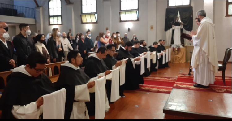 Diez frailes dominicos de Argentina, Chile y Ecuador hicieron su primera profesión Diez frailes dominicos de Argentina, Chile y Ecuador hicieron su primera profesión