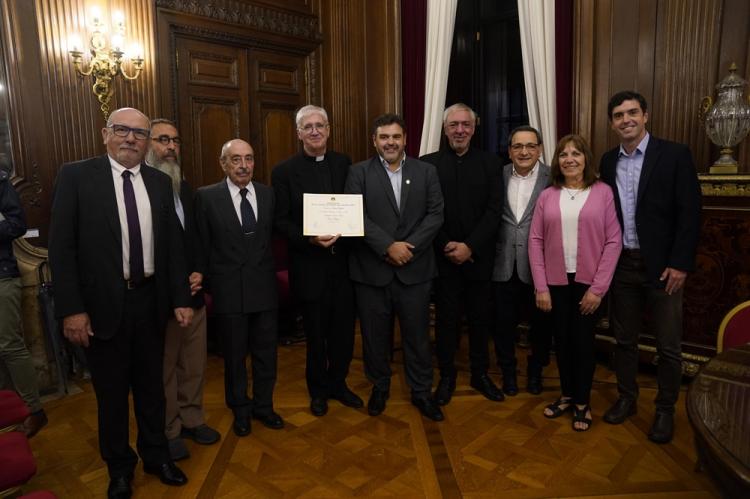 Distinción de la Legislatura porteña al suplemento 'Valores Religiosos' Distinción de la Legislatura porteña al suplemento 'Valores Religiosos'