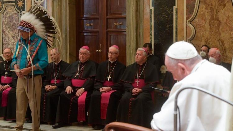 Dolor, vergüenza e indignación del Papa por abusos a pueblos indígenas canadienses Dolor, vergüenza e indignación del Papa por abusos a pueblos indígenas canadienses