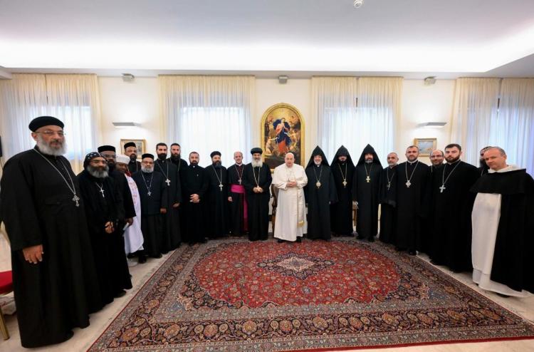 El Papa, a los ortodoxos: 'La unión con Dios pasa por la unidad entre los cristianos' El Papa, a los ortodoxos: 'La unión con Dios pasa por la unidad entre los cristianos'