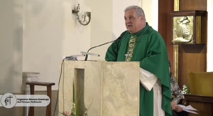 Mons. Colombo invitó a 'rezar unos por otros con confianza y amor'