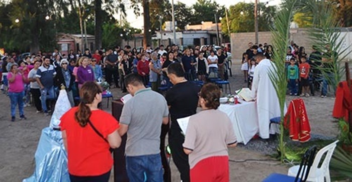 El Card. Bokalic animó a los fieles a dejar que Jesús 'se meta en nuestras vidas' El Card. Bokalic animó a los fieles a dejar que Jesús 'se meta en nuestras vidas'