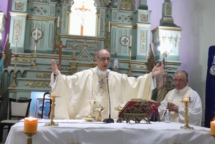 El Card. Tucho Fernández celebró la misa de Nochebuena en su pueblo natal El Card. Tucho Fernández celebró la misa de Nochebuena en su pueblo natal