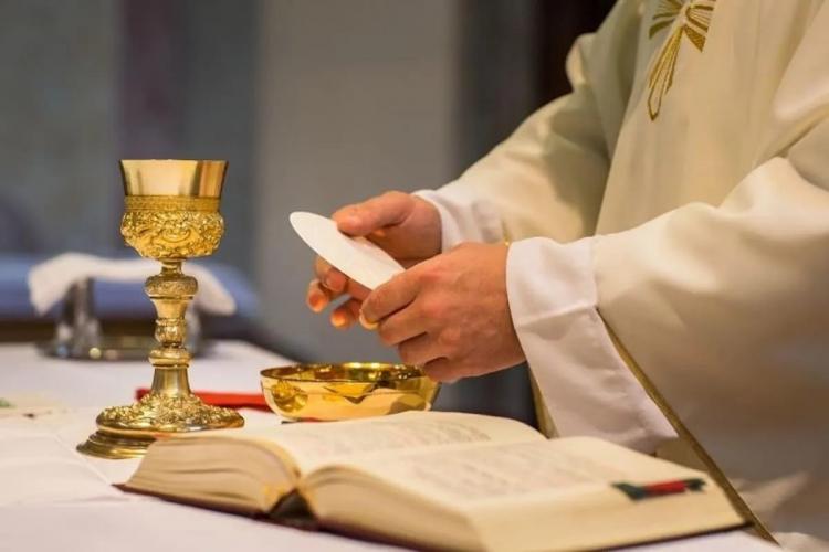 El Centro Padre Vallet dictará el taller de liturgia 'Dos mesas, una fiesta' El Centro Padre Vallet dictará el taller de liturgia 'Dos mesas, una fiesta'