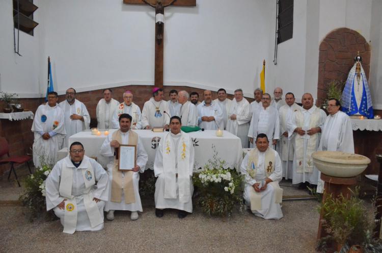 El clero de Goya recordó a los sacerdotes fallecidos de la diócesis El clero de Goya recordó a los sacerdotes fallecidos de la diócesis