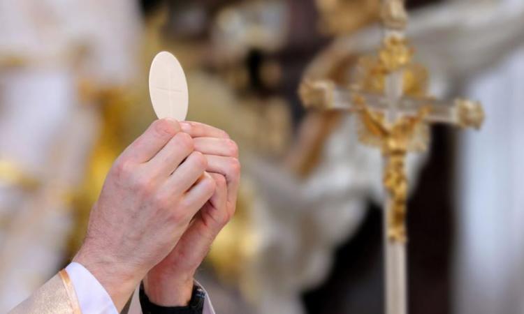 Los católicos en Cuba se quedan sin hostias por falta de harina Los católicos en Cuba se quedan sin hostias por falta de harina