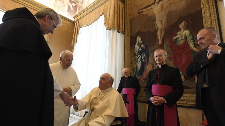 El estudio de la historia es un camino precioso para promover la paz, dijo el Papa El estudio de la historia es un camino precioso para promover la paz, dijo el Papa