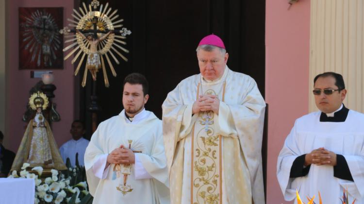 El nuncio animó al pueblo salteño a continuar con la tradición del Cristo del Milagro El nuncio animó al pueblo salteño a continuar con la tradición del Cristo del Milagro