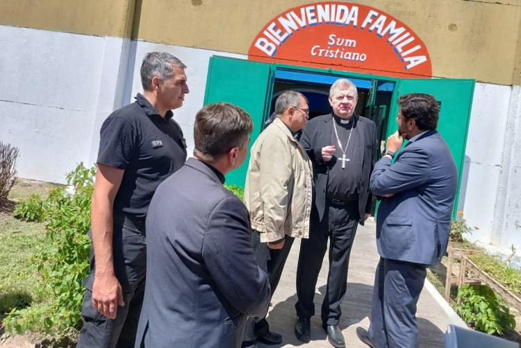 El nuncio visitó la Unidad Penitenciaria 32 de Florencio Varela El nuncio visitó la Unidad Penitenciaria 32 de Florencio Varela