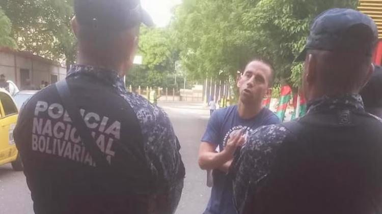 El obispo castrense hizo un pedido de oración por el gendarme detenido en Venezuela El obispo castrense hizo un pedido de oración por el gendarme detenido en Venezuela