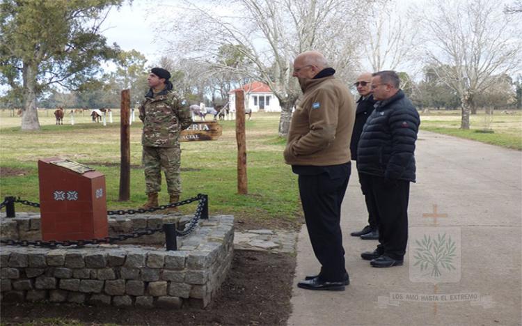 El obispo castrense realizó visitas pastorales a dependencias de Azul, Olavarría y Tandil El obispo castrense realizó visitas pastorales a dependencias de Azul, Olavarría y Tandil