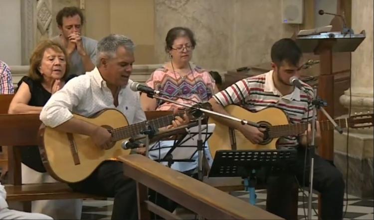 El obispo de San Luis autoriza el uso de diversos instrumentos musicales en la liturgia