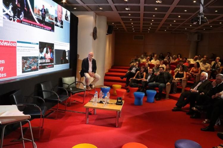 El Observatorio de la UCA presentó el informe "Deudas sociales en la Argentina urbana" El Observatorio de la UCA presentó el informe "Deudas sociales en la Argentina urbana"