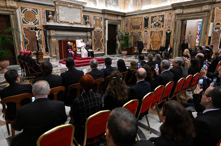León XIV a la Oducal: 'formen corazones creyentes y comprometidos'