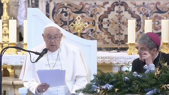 El Papa, a los sacerdotes corsos: 'Cuidar de sí mismos y cuidar de los demás' El Papa, a los sacerdotes corsos: 'Cuidar de sí mismos y cuidar de los demás'