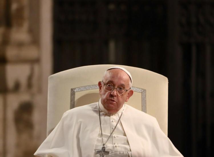 Afectado por una bronquitis, el Papa celebrará audiencias en la Casa Santa Marta Afectado por una bronquitis, el Papa celebrará audiencias en la Casa Santa Marta