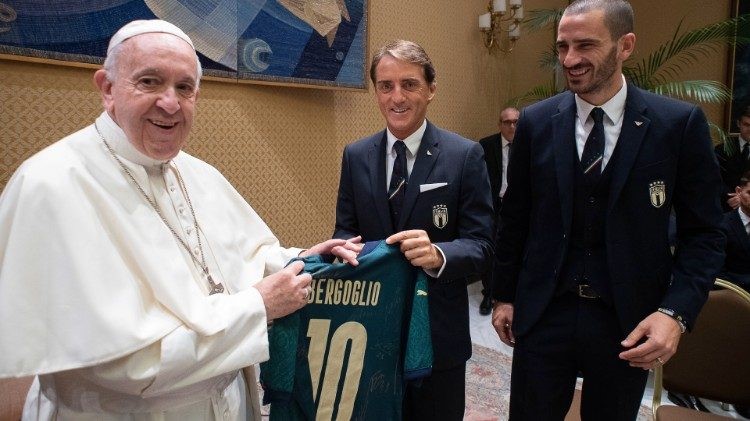 'Difundir una sana cultura del deporte', pidió el Papa al Corriere dello Sport 'Difundir una sana cultura del deporte', pidió el Papa al Corriere dello Sport