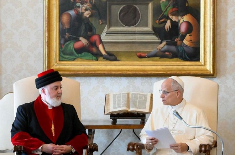 El Papa aseguró al patriarca de la Iglesia Asiria el camino hacia la unidad