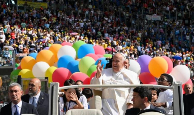 I Jornada Mundial del Niño: El Papa celebró la paz con miles de niños reunidos en Roma I Jornada Mundial del Niño: El Papa celebró la paz con miles de niños reunidos en Roma
