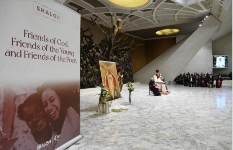 El Papa destacó los tres pilares de la Comunidad Católica Shalom El Papa destacó los tres pilares de la Comunidad Católica Shalom
