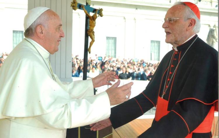 El Papa expresó sus condolencias por la muerte del cardenal Amigo El Papa expresó sus condolencias por la muerte del cardenal Amigo