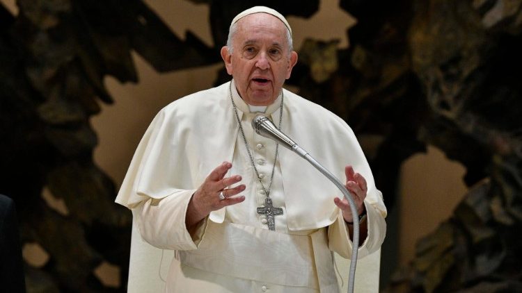 El Papa: La Palabra de Dios abre todas las puertas, porque Él es la puerta El Papa: La Palabra de Dios abre todas las puertas, porque Él es la puerta