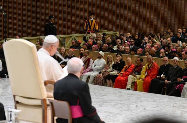 El Papa a los líderes religiosos: comprometerse contra toda forma de violencia