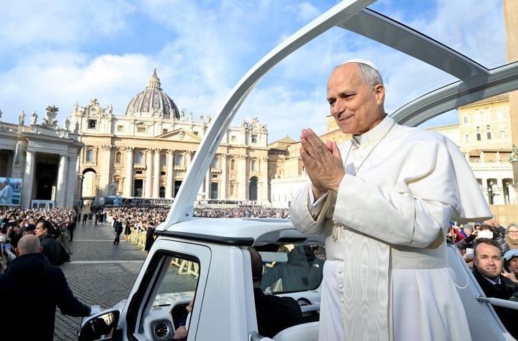 El Papa: 'Nuestro mundo enfermo necesita el coraje de vivir y dar a luz'