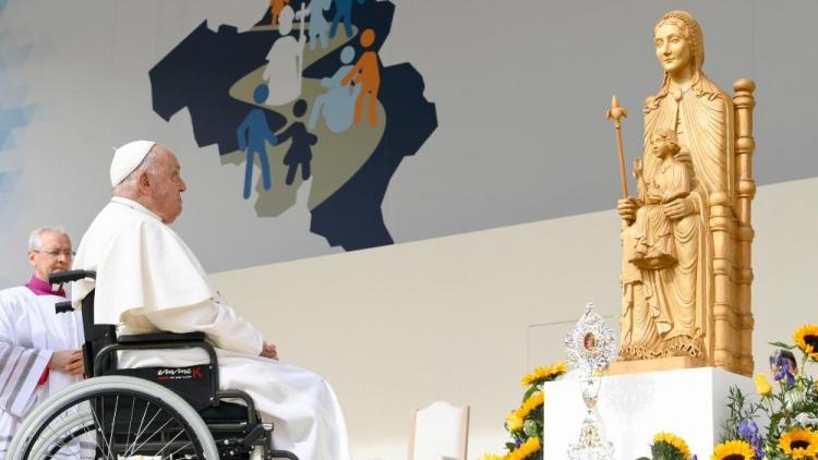El Papa pide un alto el fuego en El Líbano y denuncia los efectos devastadores de las guerras El Papa pide un alto el fuego en El Líbano y denuncia los efectos devastadores de las guerras