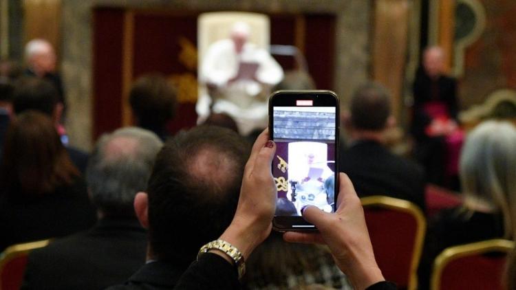 El Papa criticó la "infodemia" sobre el Covid y las vacunas El Papa criticó la "infodemia" sobre el Covid y las vacunas