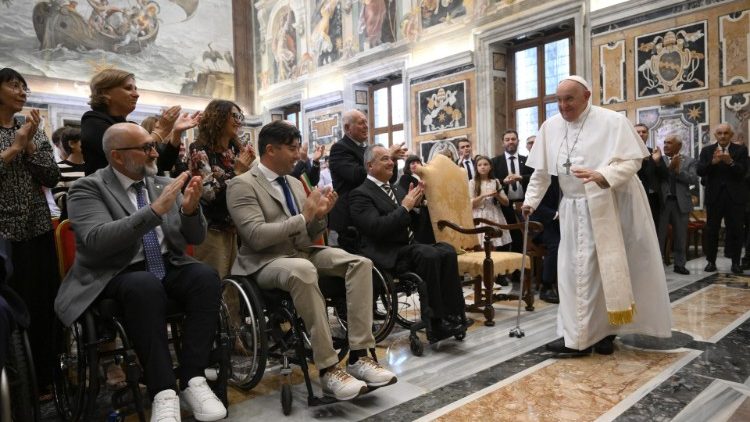 'Los trabajadores no son piezas de repuesto', advirtió el Papa 'Los trabajadores no son piezas de repuesto', advirtió el Papa