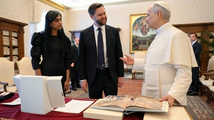 El Papa recibió al vicepresidente de los Estados Unidos El Papa recibió al vicepresidente de los Estados Unidos