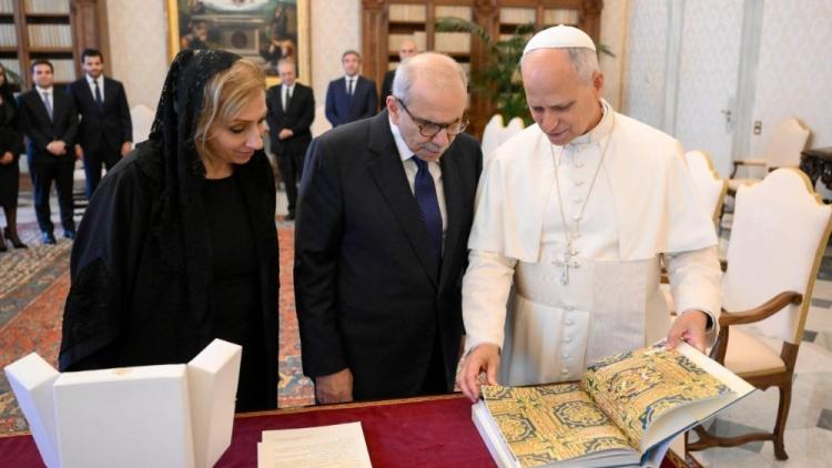 El Papa se reúne con el primer ministro y el viceprimer ministro libanés