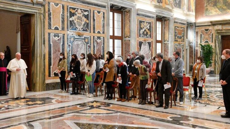 El Papa: si los jóvenes crecen en el amor de Cristo, el mundo puede cambiar El Papa: si los jóvenes crecen en el amor de Cristo, el mundo puede cambiar