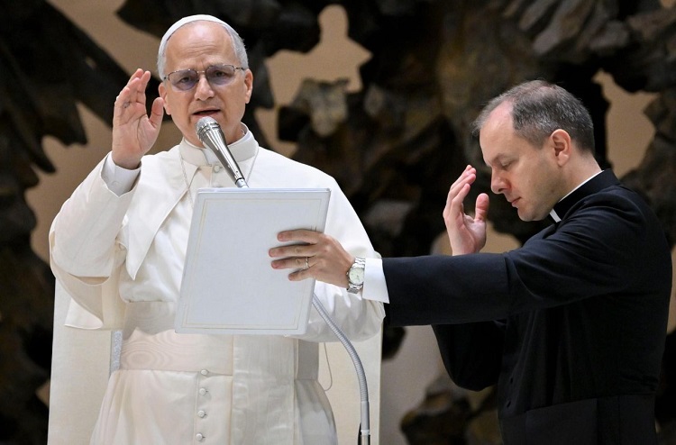 El Papa: 'Solo florece lo que das libremente'