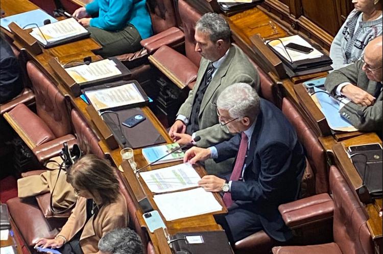 El Parlamento uruguayo homenajeó a Jacinto Vera a un mes de beatificación El Parlamento uruguayo homenajeó a Jacinto Vera a un mes de beatificación