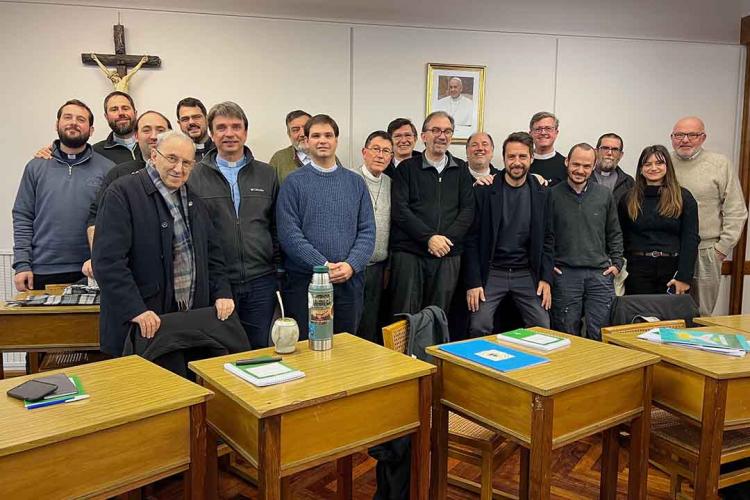 El Programa FE con sacerdotes porteños para profundizar el sostenimiento de la misión El Programa FE con sacerdotes porteños para profundizar el sostenimiento de la misión