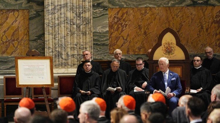 El rey Carlos III, nombrado cofrade real en San Pablo Extramuros