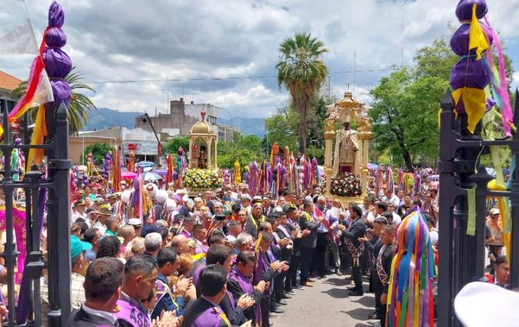 El sentido de la fiesta riojana del Tinkunaco El sentido de la fiesta riojana del Tinkunaco