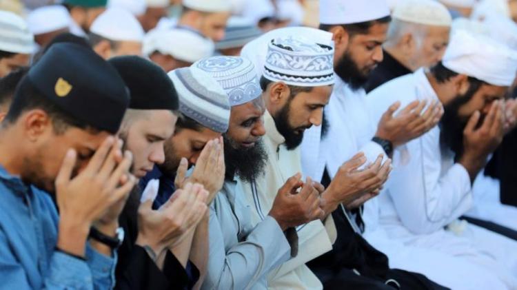 El Vaticano, a los musulmanes por el Ramadán: 'Toda guerra es fratricida' El Vaticano, a los musulmanes por el Ramadán: 'Toda guerra es fratricida'