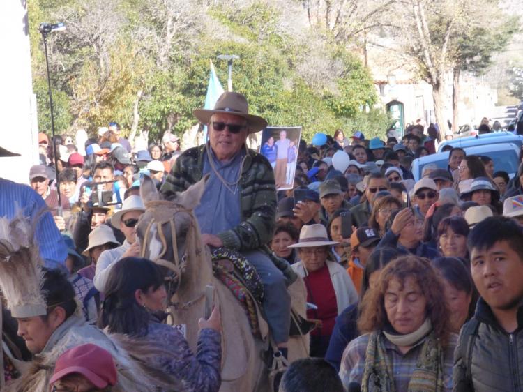 Emotiva despedida de Mons. Olmedo Rivero en Humahuaca Emotiva despedida de Mons. Olmedo Rivero en Humahuaca