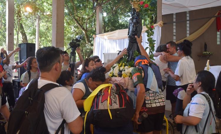 En Loreto, el nuncio puso a los santos mártires como modelo del evangelizador actual En Loreto, el nuncio puso a los santos mártires como modelo del evangelizador actual