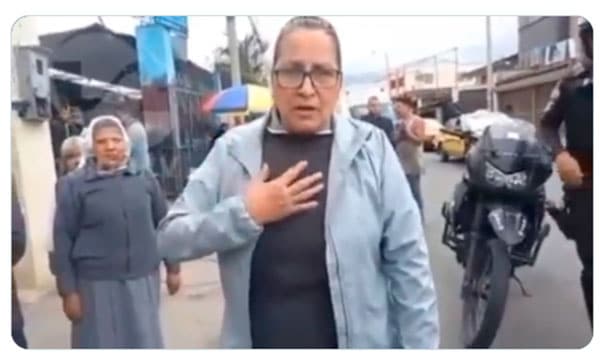 En un acto de valentía, dos monjas se enfrentaron y atraparon a los ladrones En un acto de valentía, dos monjas se enfrentaron y atraparon a los ladrones