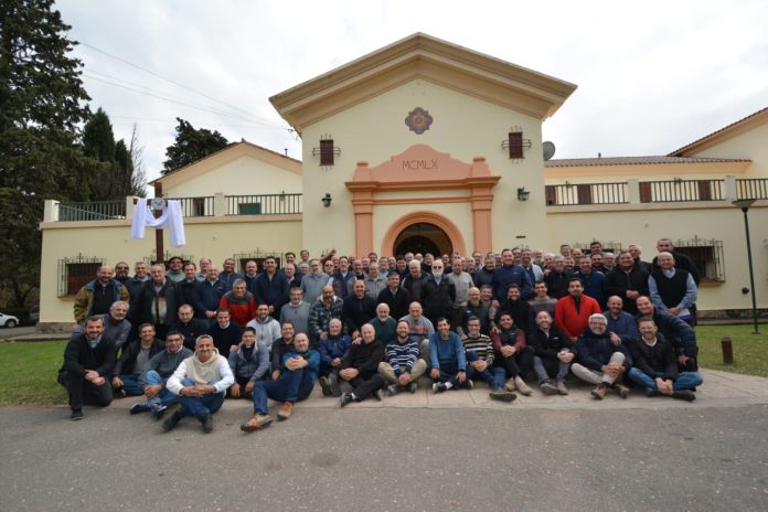 Encuentro del clero cordobés en clave de oración y fortalecimiento de la comunión Encuentro del clero cordobés en clave de oración y fortalecimiento de la comunión