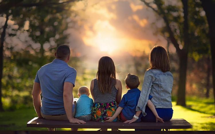 España: la familia cristiana 'es un antídoto' y una respuesta a la sociedad actual España: la familia cristiana 'es un antídoto' y una respuesta a la sociedad actual