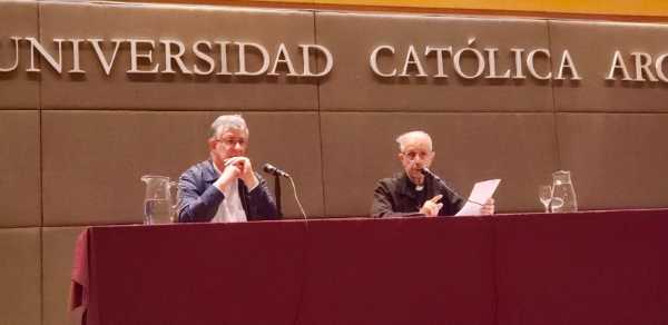 Jornadas sobre economía y derecho para instituciones educativas de FAERA y la UCA Jornadas sobre economía y derecho para instituciones educativas de FAERA y la UCA