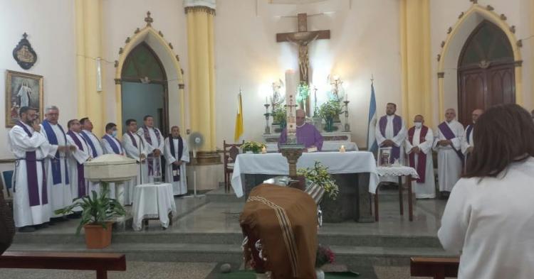 Falleció el padre Juan Orquera, iniciador de la Cabalgata de la Virgen del Valle Falleció el padre Juan Orquera, iniciador de la Cabalgata de la Virgen del Valle